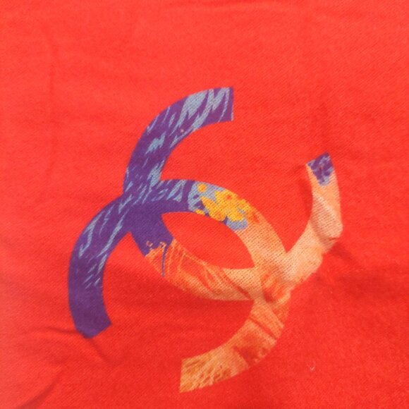 Vintage Chanel Multi-Color Red Tree Hearts Print Blanket Scarf Scarves Wrap - Picture 6 of 8